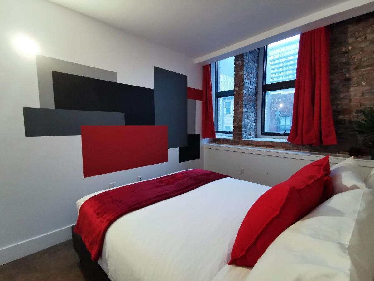 Cameo Hotel And Suites Халифакс Екстериор снимка