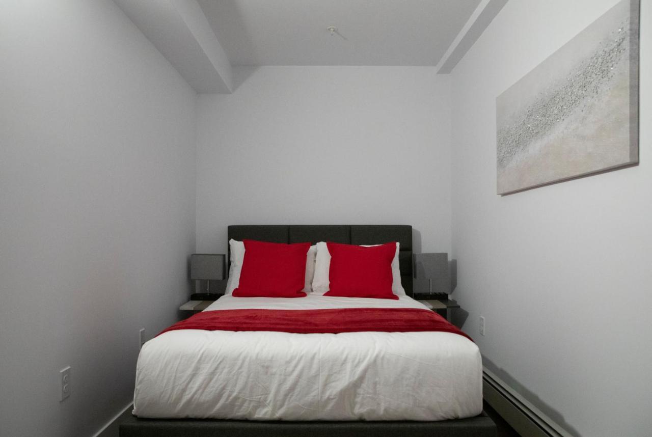 Cameo Hotel And Suites Халифакс Екстериор снимка