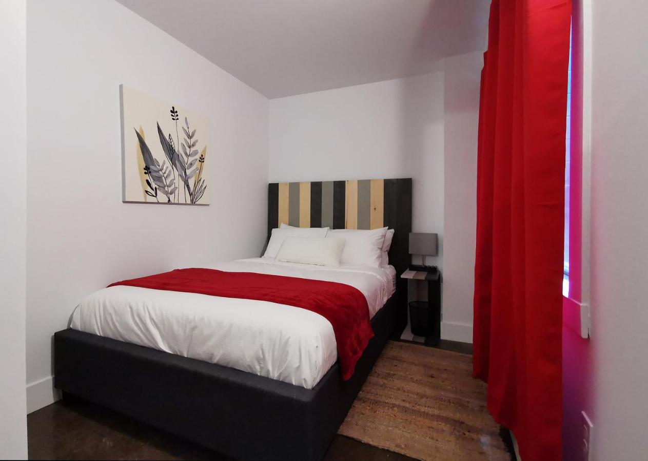 Cameo Hotel And Suites Халифакс Екстериор снимка