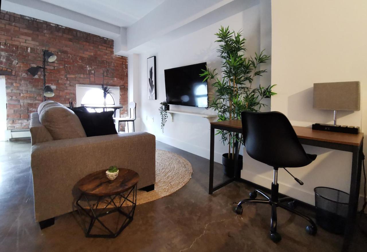 Cameo Hotel And Suites Халифакс Екстериор снимка