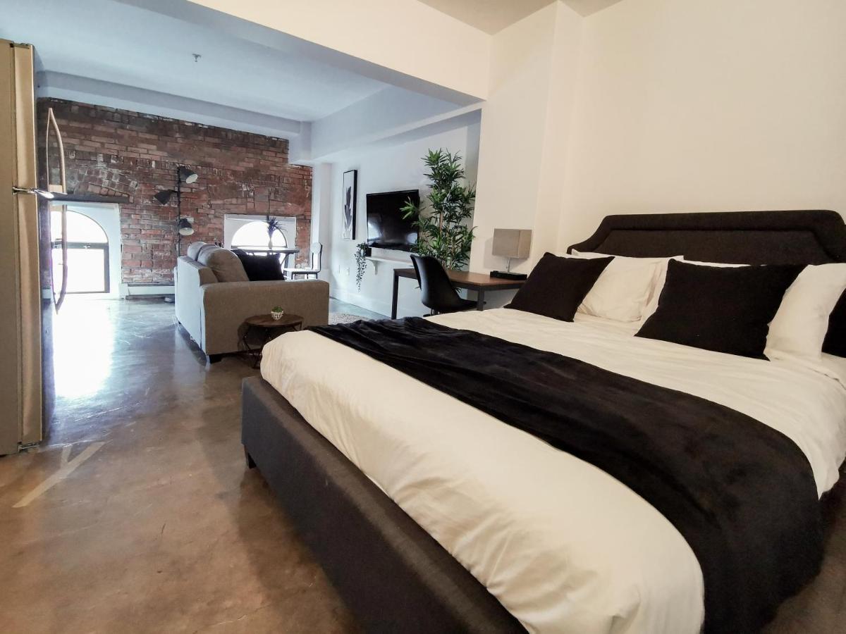 Cameo Hotel And Suites Халифакс Екстериор снимка