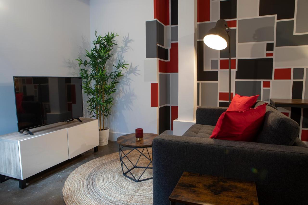 Cameo Hotel And Suites Халифакс Екстериор снимка