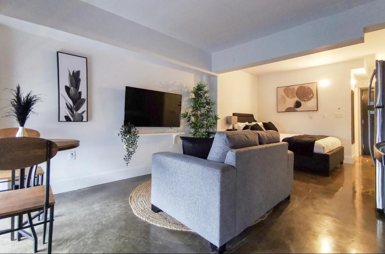 Cameo Hotel And Suites Халифакс Екстериор снимка